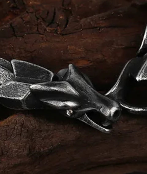 Heavy Wolf Head Bracelet, Dragons Gill Style CURRENTLY OUT OF STOCK